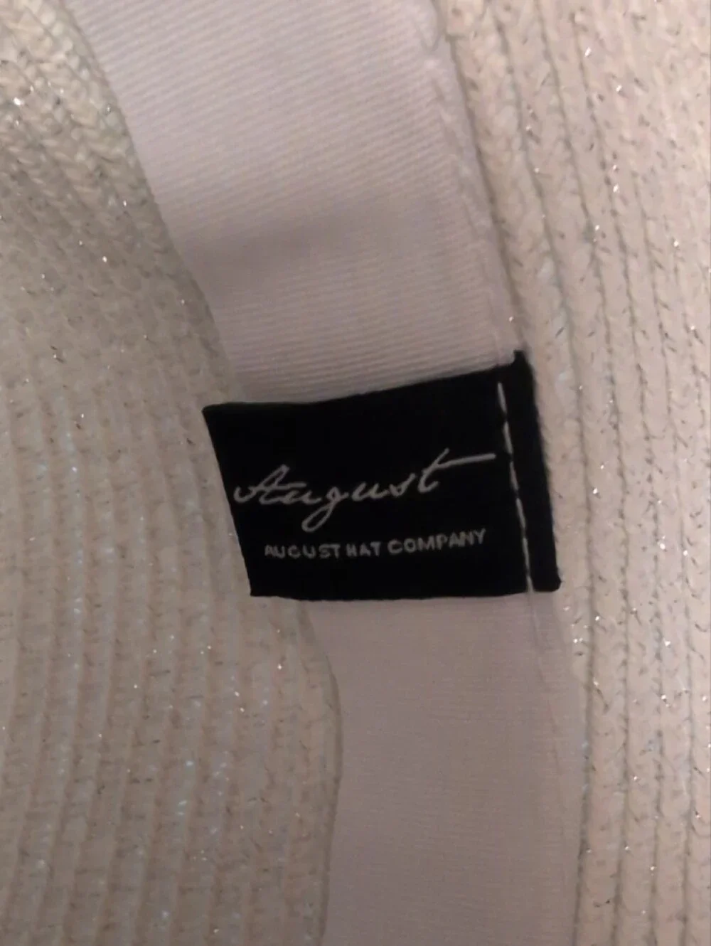 Neutral Wide-Brim Straw Sun Hat with Decorative Tie